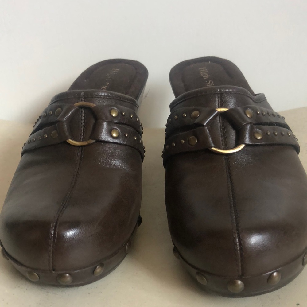 High Sierra Clogs